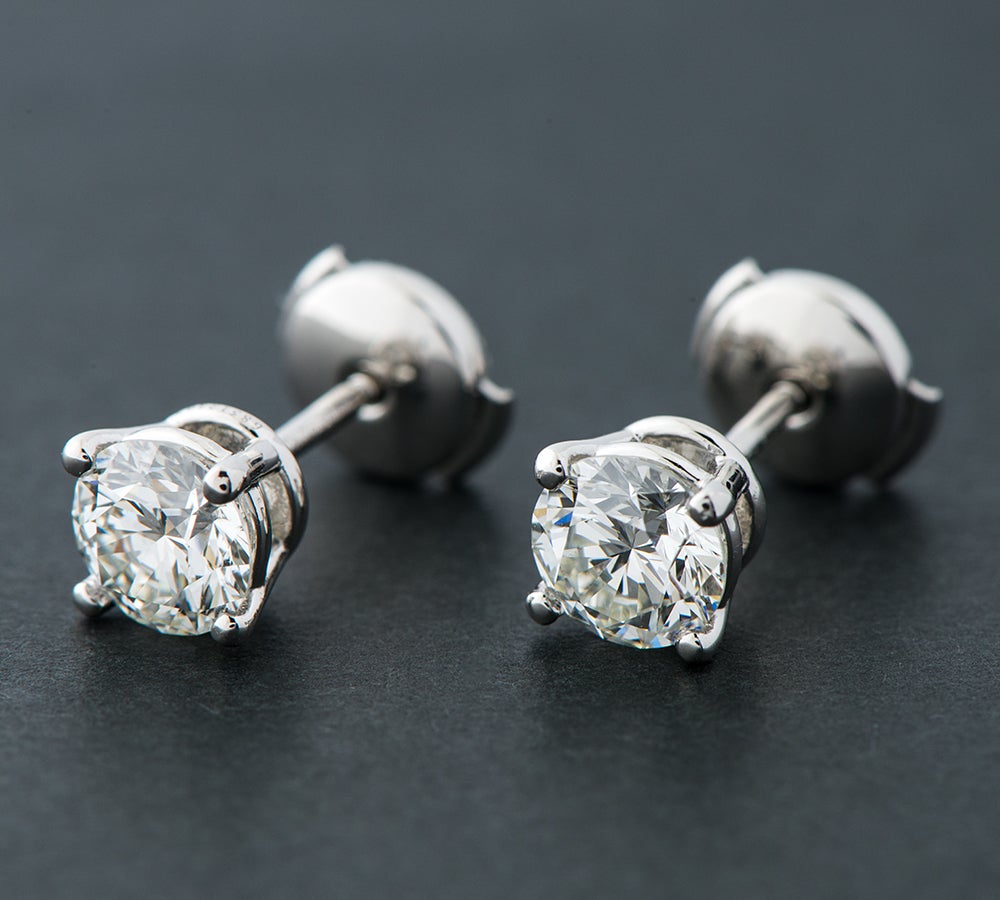 ティファニー スタッド ダイヤモンド1.05/1.04ct プラチナ950 ピアス