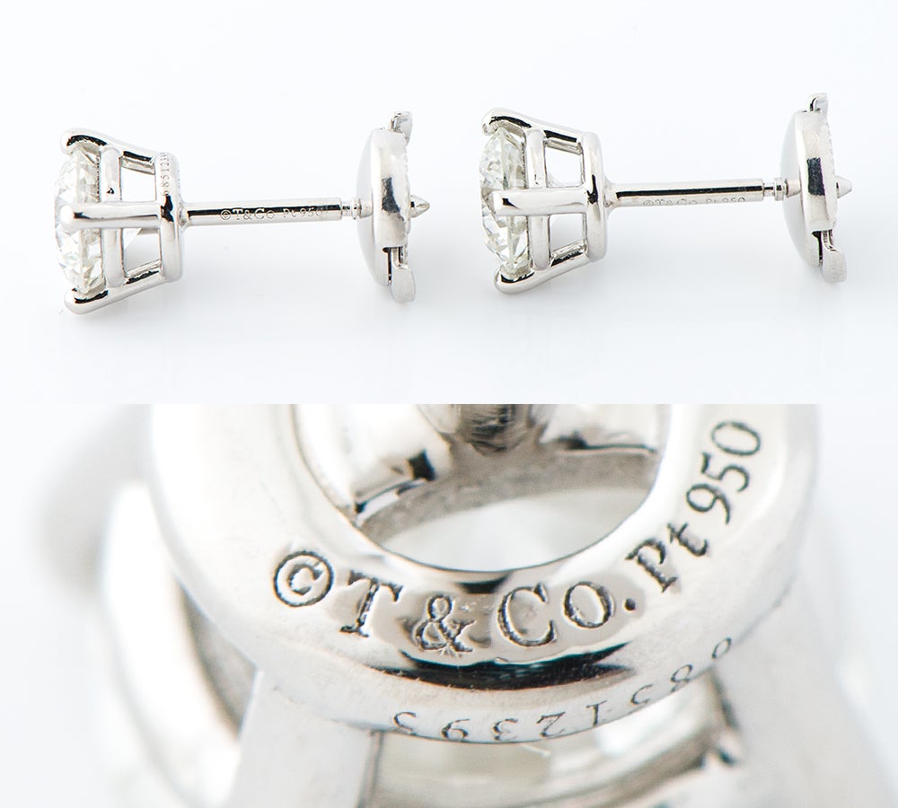 ティファニー スタッド ダイヤモンド1.05/1.04ct プラチナ950 ピアス