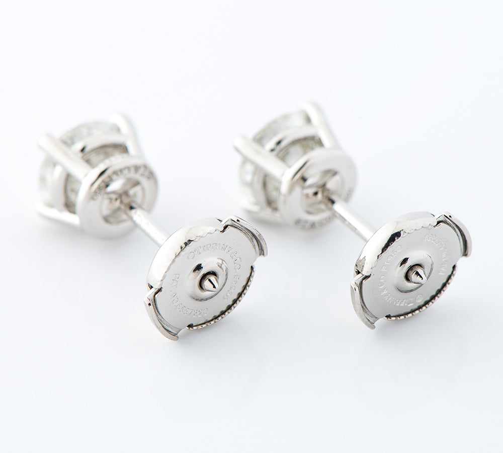 ティファニー スタッド ダイヤモンド1.05/1.04ct プラチナ950 ピアス