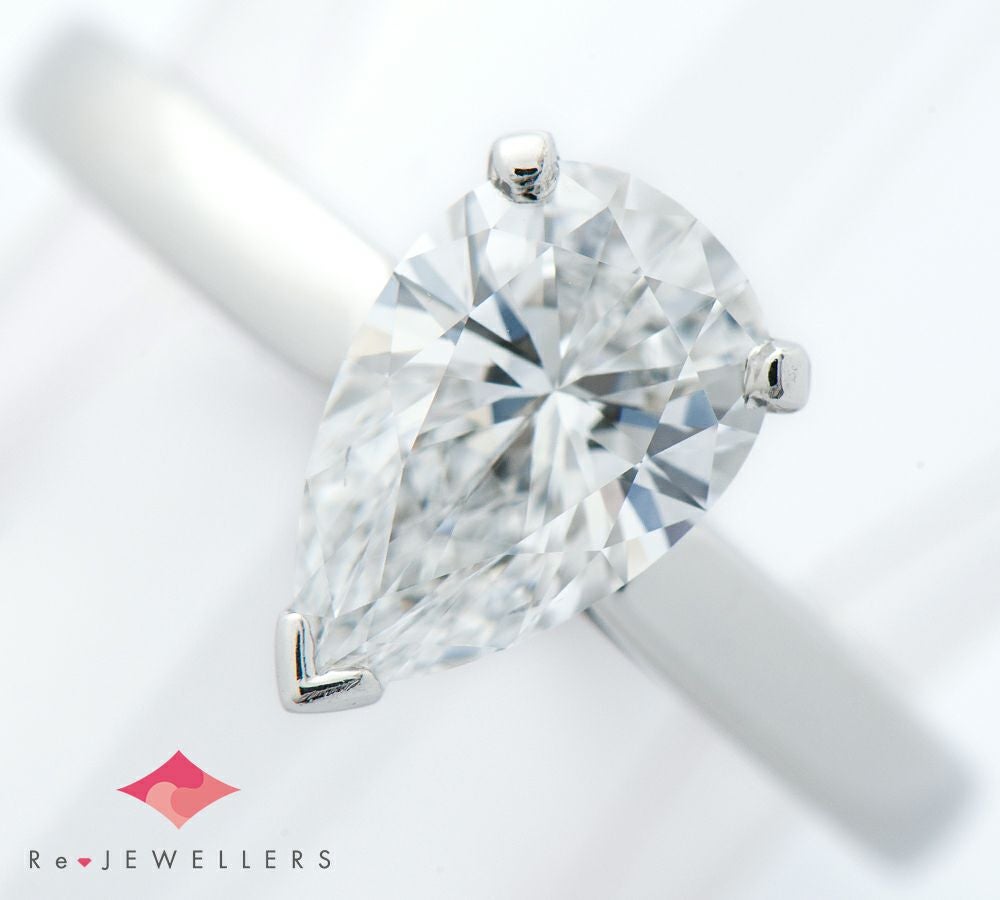 ティファニー ソリティア ペアシェイプ ダイヤモンド1.17ct プラチナ