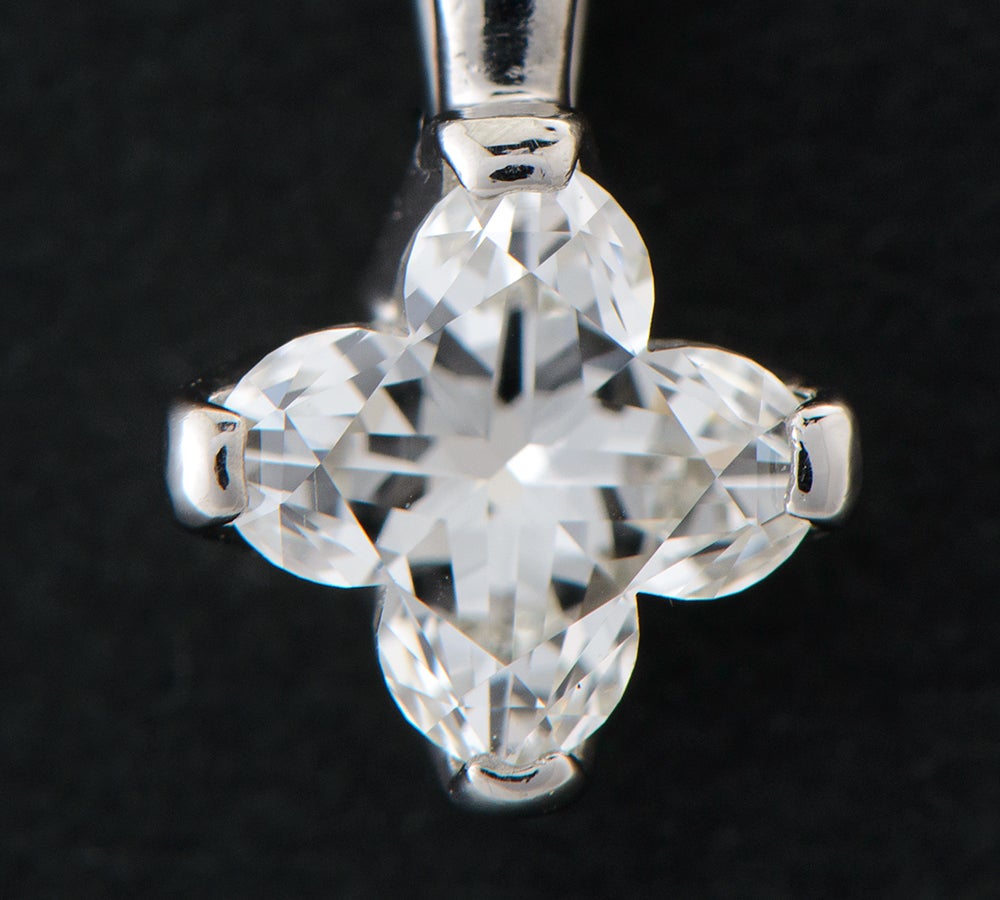 リリージュエリー(Lili Jewelry) リリーカット ダイヤモンド0.559ct